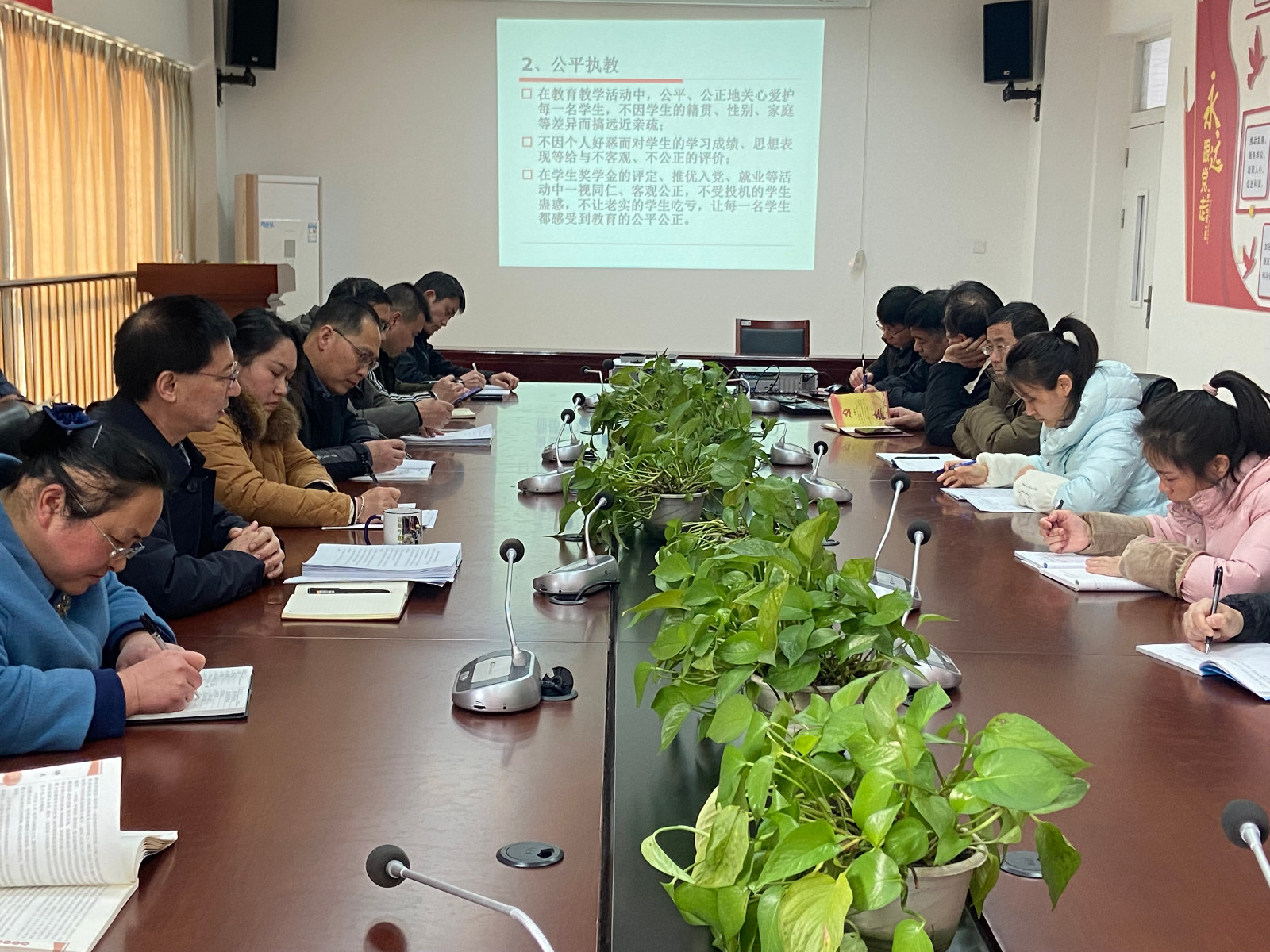 3.2承诺书签订IMG_6465.JPG